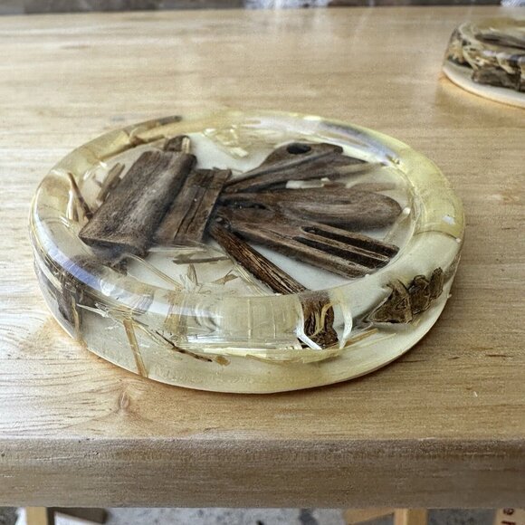 VTG Coasters Lucite Acrylic Resin Wooden Spoons Utensil Straw Wood 3.5" Set Of 2 - Picture 9 of 9